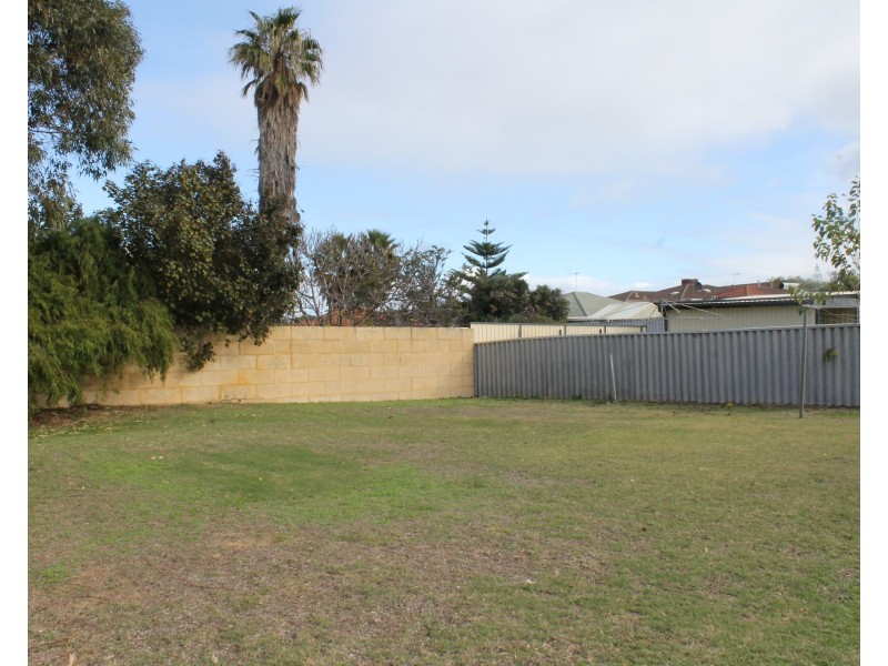 34 Karunjie Road, Golden Bay WA 6174