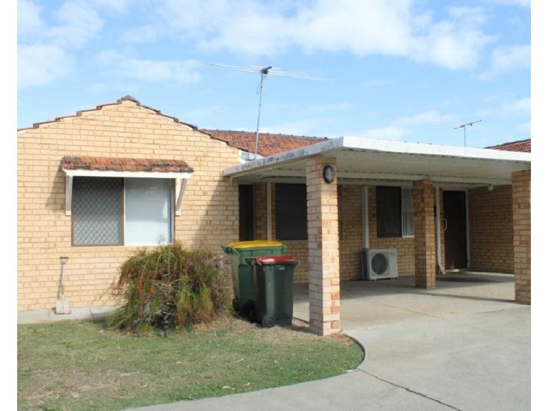 19/105 Simpson Avenue, Rockingham WA 6168