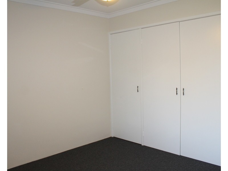 19/105 Simpson Avenue, Rockingham WA 6168