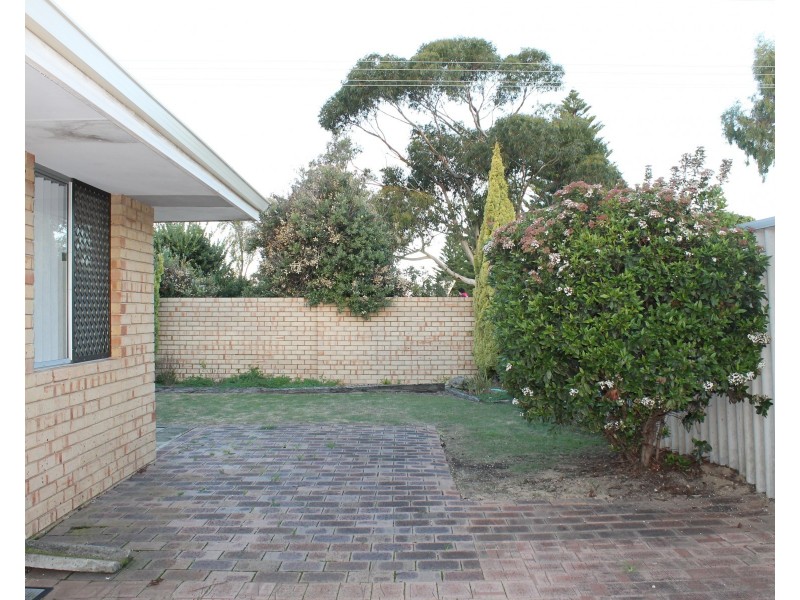 19/105 Simpson Avenue, Rockingham WA 6168