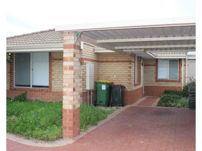 8/4 Dowling Street, Rockingham WA 6168