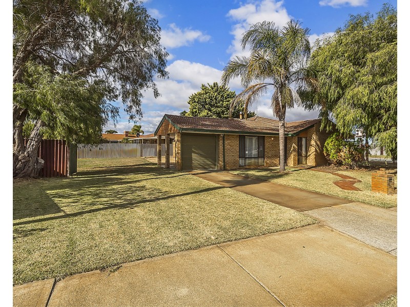 81 Georgetown Drive, Safety Bay WA 6169