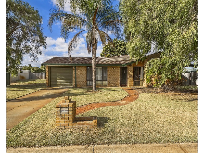 81 Georgetown Drive, Safety Bay WA 6169