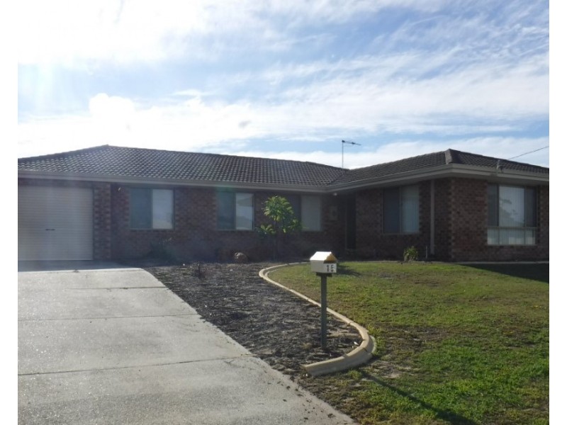 15 Millgrove Avenue, Cooloongup WA 6168