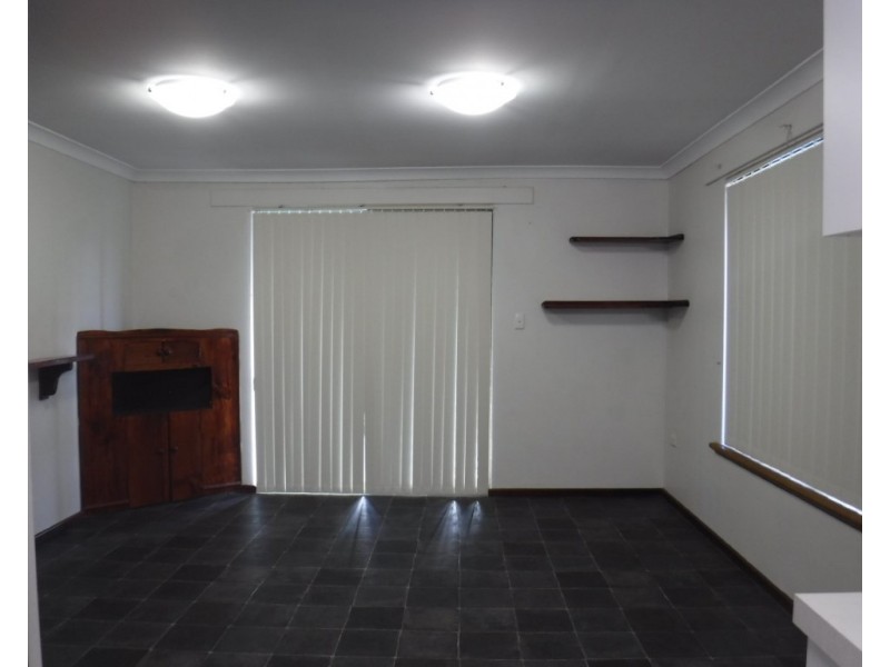 15 Millgrove Avenue, Cooloongup WA 6168