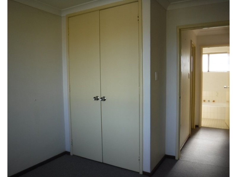 15 Millgrove Avenue, Cooloongup WA 6168
