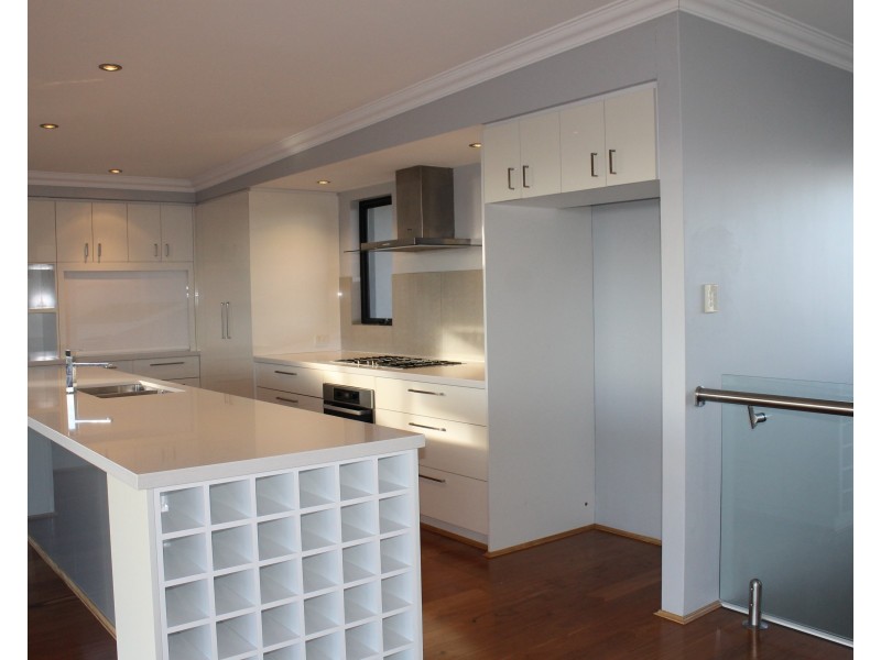 19 Turtles Bend, Secret Harbour WA 6173