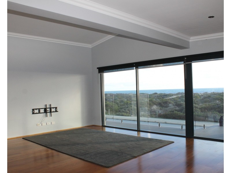 19 Turtles Bend, Secret Harbour WA 6173