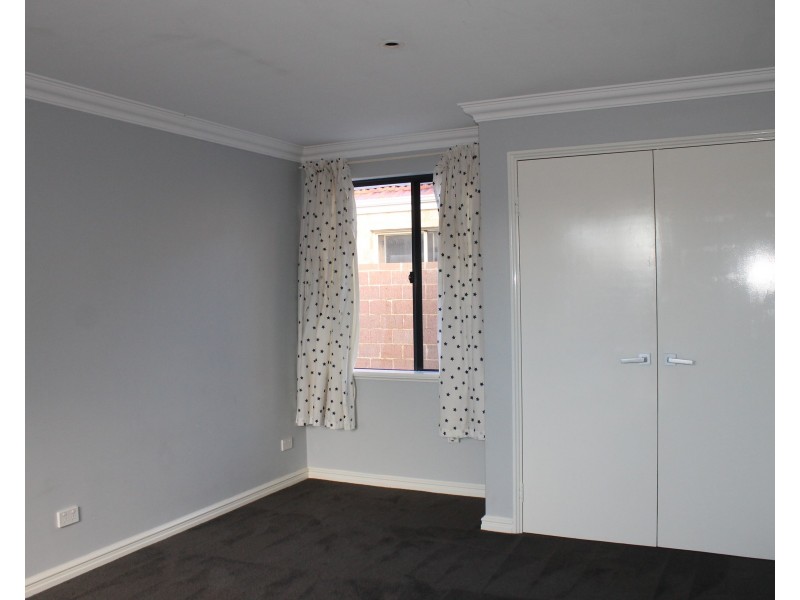 19 Turtles Bend, Secret Harbour WA 6173