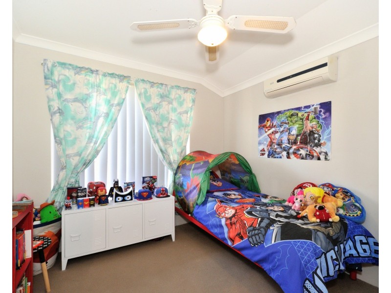 4 Raven Lane, Warnbro WA 6169