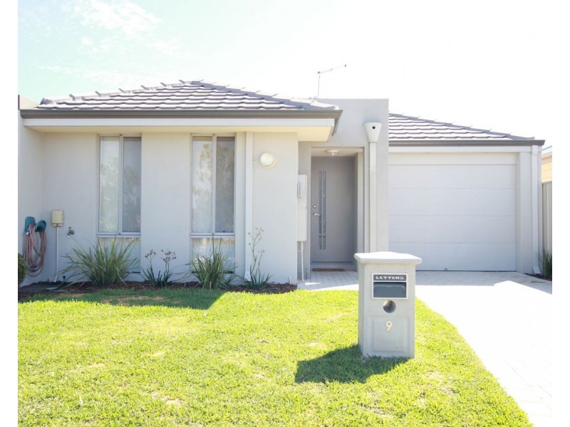 9 Elvire Grove, Golden Bay WA 6174