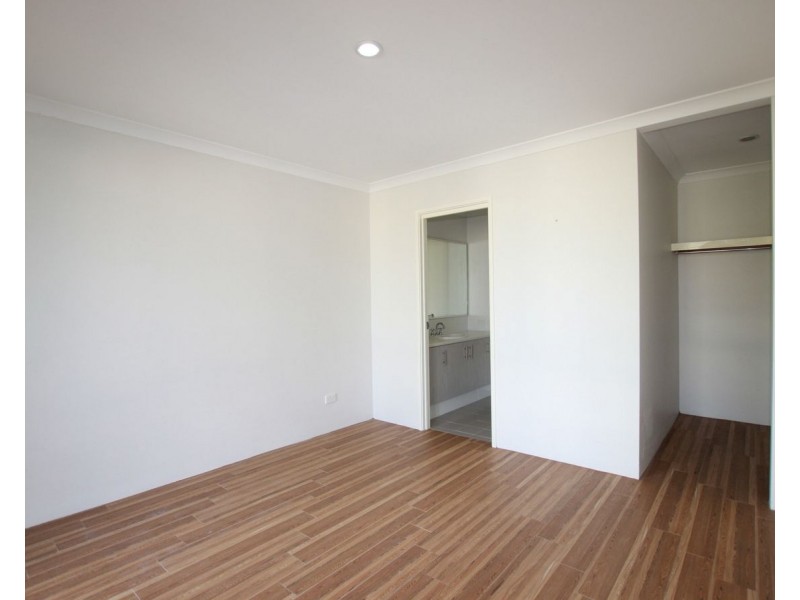 9 Elvire Grove, Golden Bay WA 6174