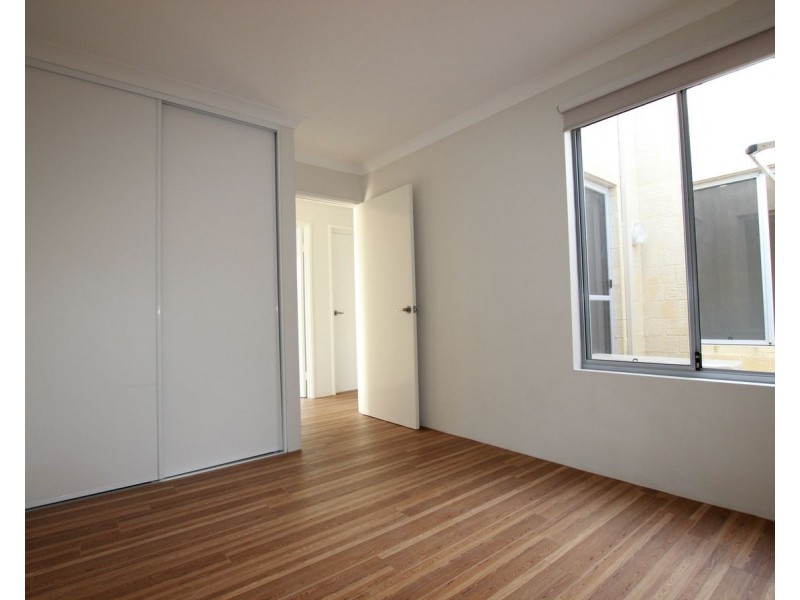 9 Elvire Grove, Golden Bay WA 6174