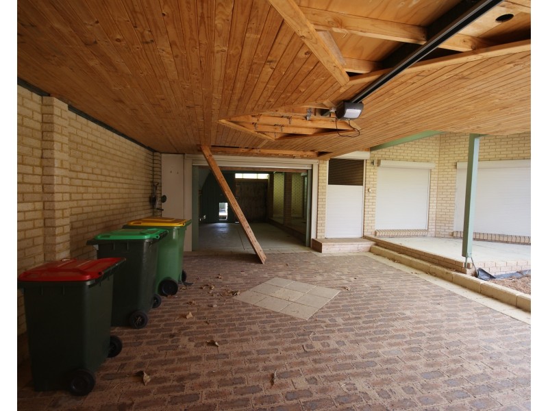 13 Mildura Place, Rockingham WA 6168