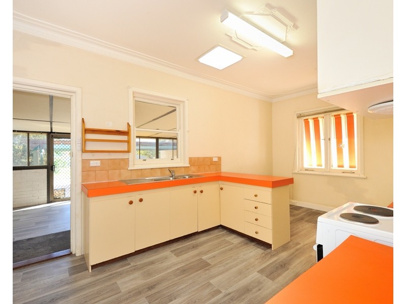 54 Jecks Street, Rockingham WA 6168