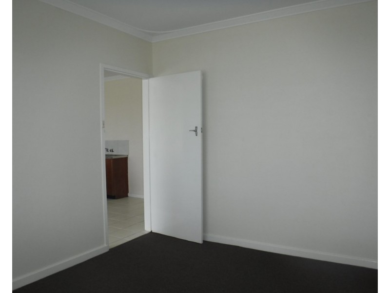 6/4 Afon Avenue, Shoalwater WA 6169