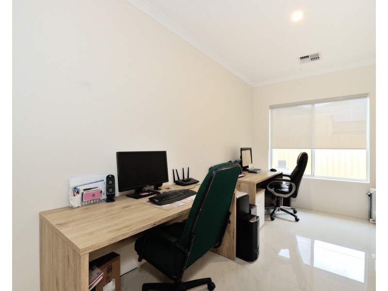 11 Sandgate Boulevard, Baldivis WA 6171