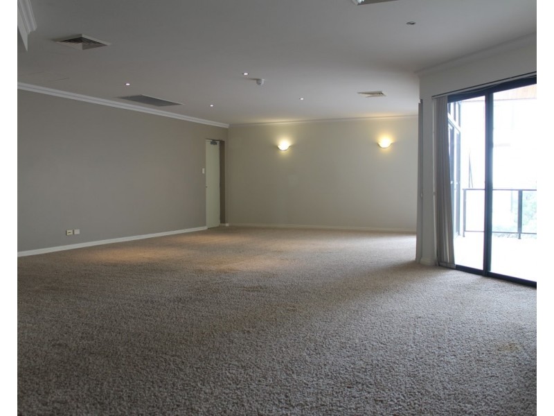 16/59 Rockingham Beach Road, Rockingham WA 6168