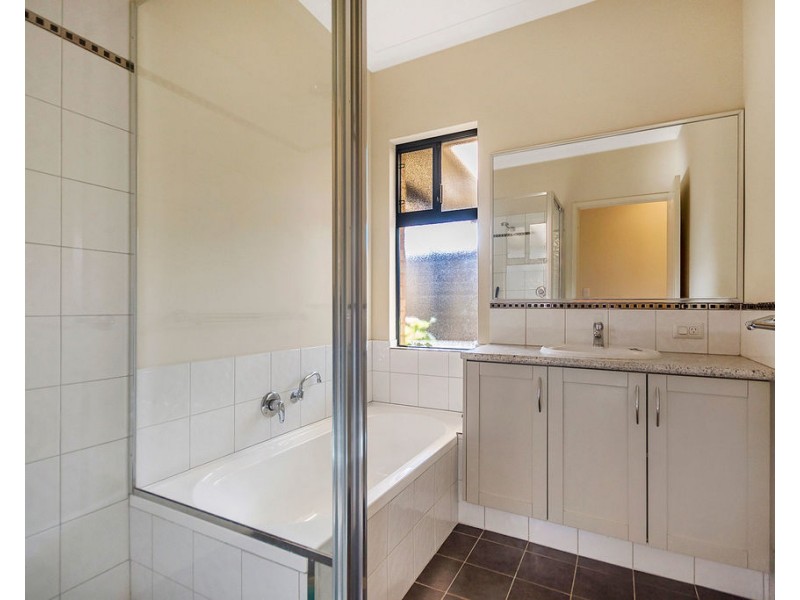 6/9 Bradbury Street, Rockingham WA 6168