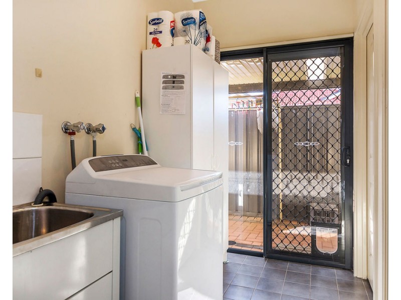 6/9 Bradbury Street, Rockingham WA 6168