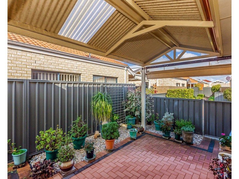 6/9 Bradbury Street, Rockingham WA 6168