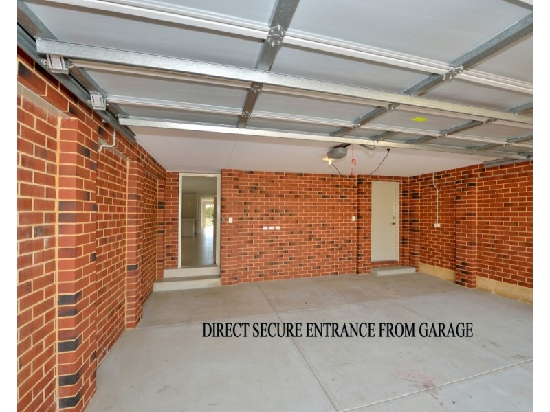 130 Lake Valley Drive, Lakelands WA 6180