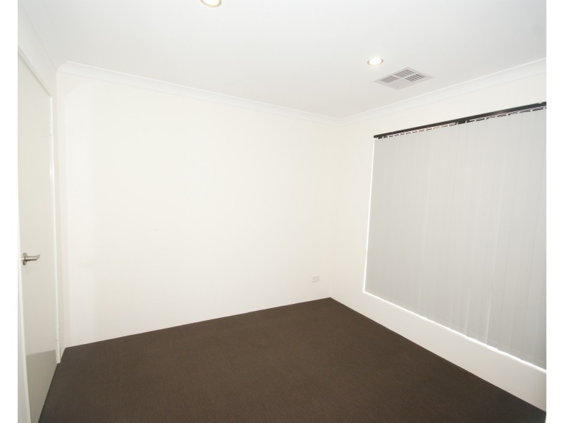 16 Bentham Rise, Wellard WA 6170