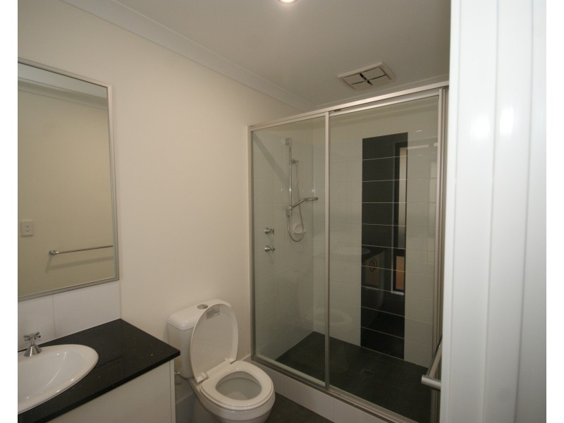 16 Bentham Rise, Wellard WA 6170