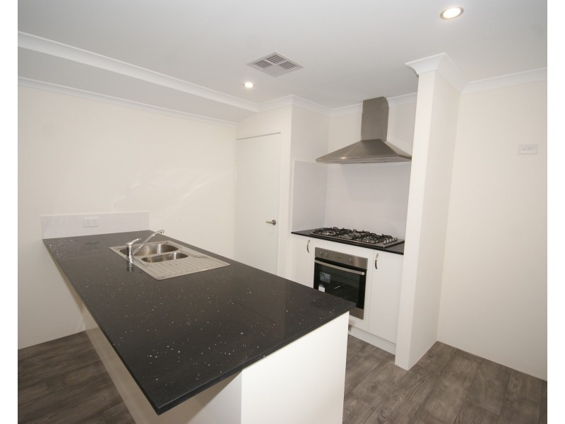 16 Bentham Rise, Wellard WA 6170