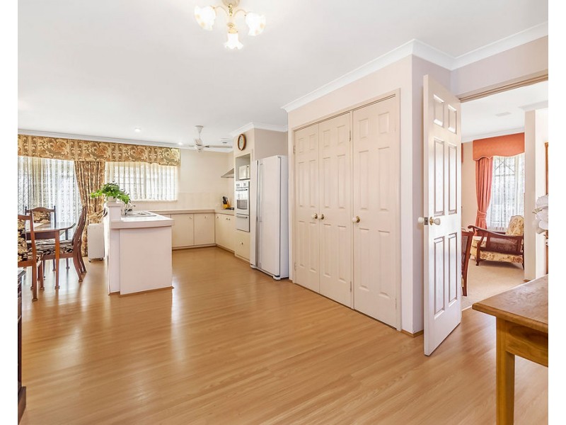 10 Pebblebeach Cove, Waikiki WA 6169