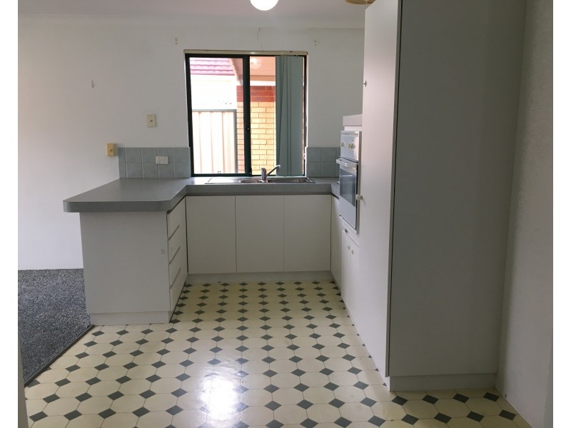 2/56-60 Elanora Drive, Cooloongup WA 6168