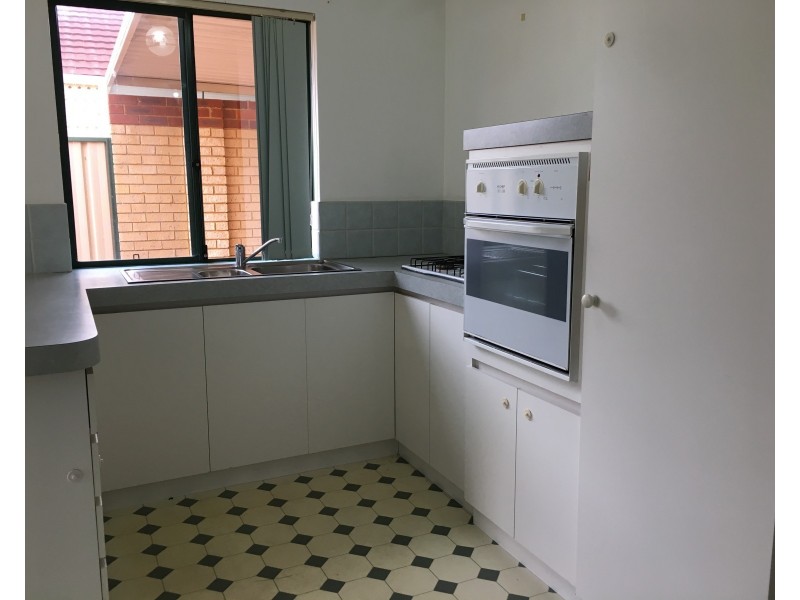 2/56-60 Elanora Drive, Cooloongup WA 6168