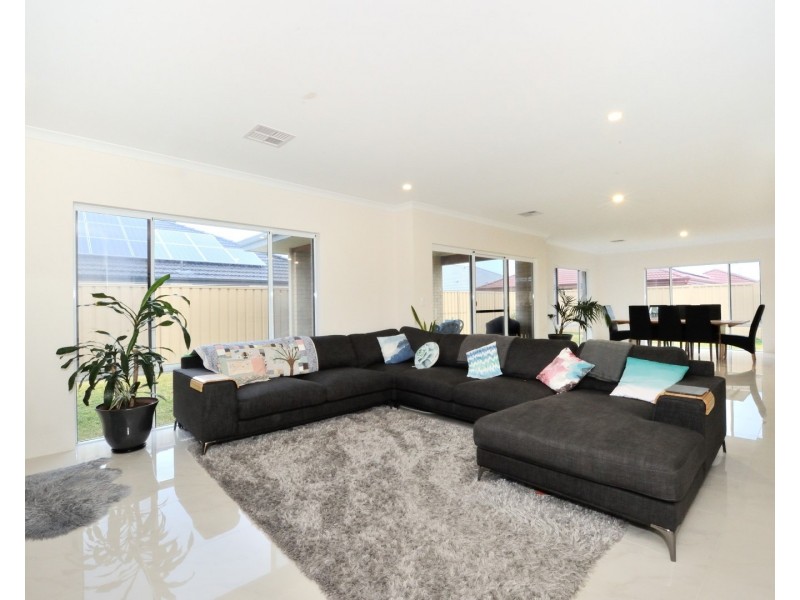 11  Sandgate Boulevard, Baldivis WA 6171