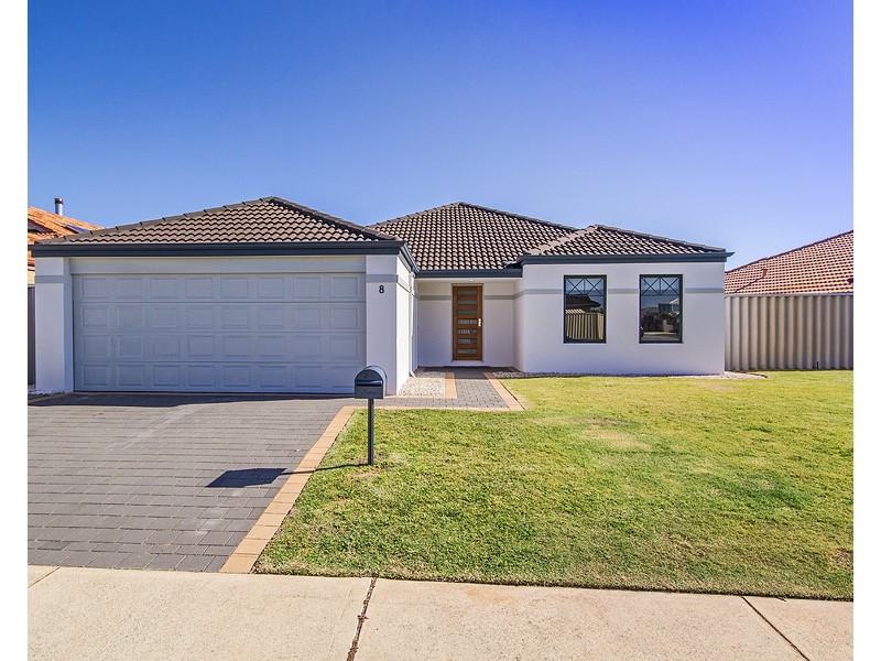 8 Newfound Street, Secret Harbour WA 6173
