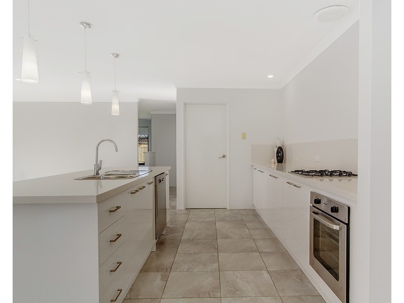 8 Newfound Street, Secret Harbour WA 6173