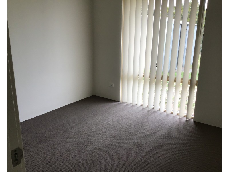 1 Glenroy Gardens, Port Kennedy WA 6172