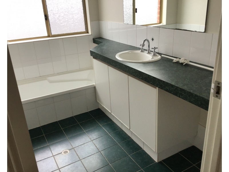 1 Glenroy Gardens, Port Kennedy WA 6172