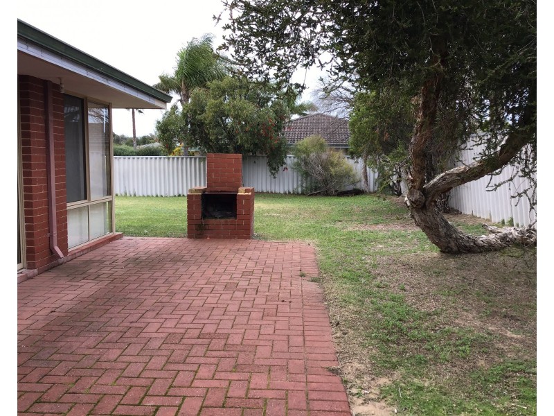 1 Glenroy Gardens, Port Kennedy WA 6172