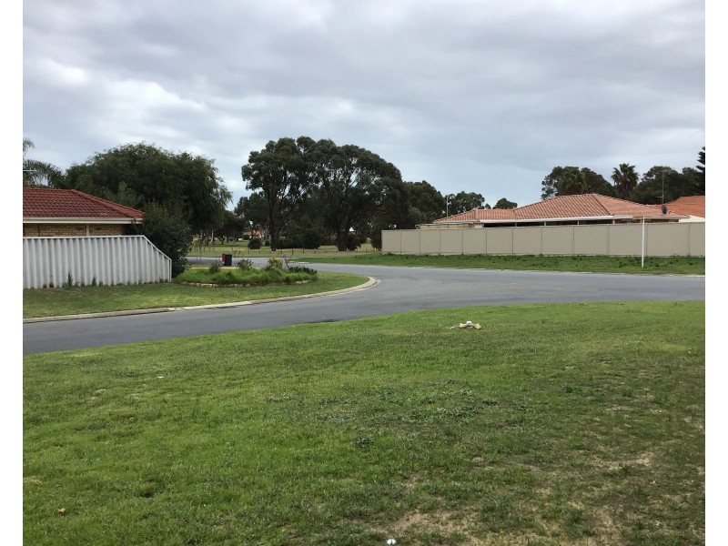 1 Glenroy Gardens, Port Kennedy WA 6172