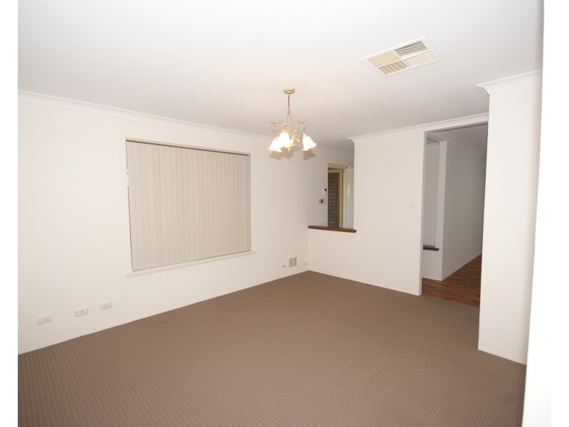 17B Carnation Place, Yangebup WA 6164