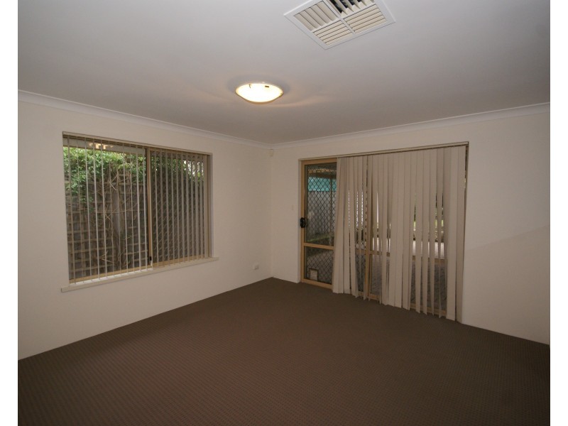 17B Carnation Place, Yangebup WA 6164