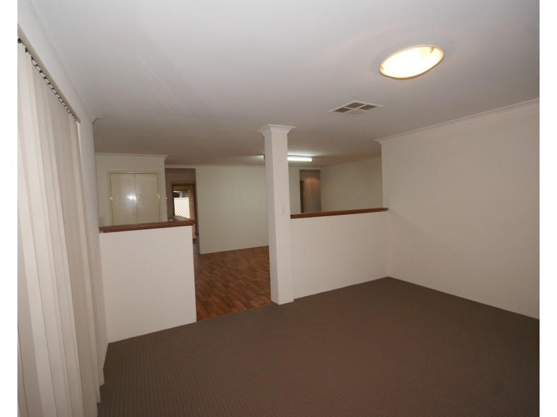 17B Carnation Place, Yangebup WA 6164