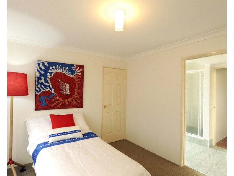 8 Cardiff Place, Warnbro WA 6169