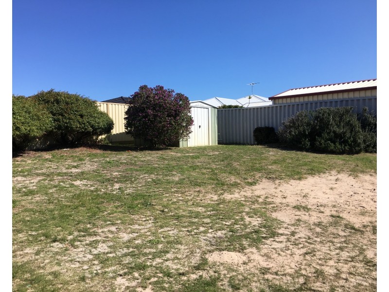 9 Fontenay Court, Port Kennedy WA 6172