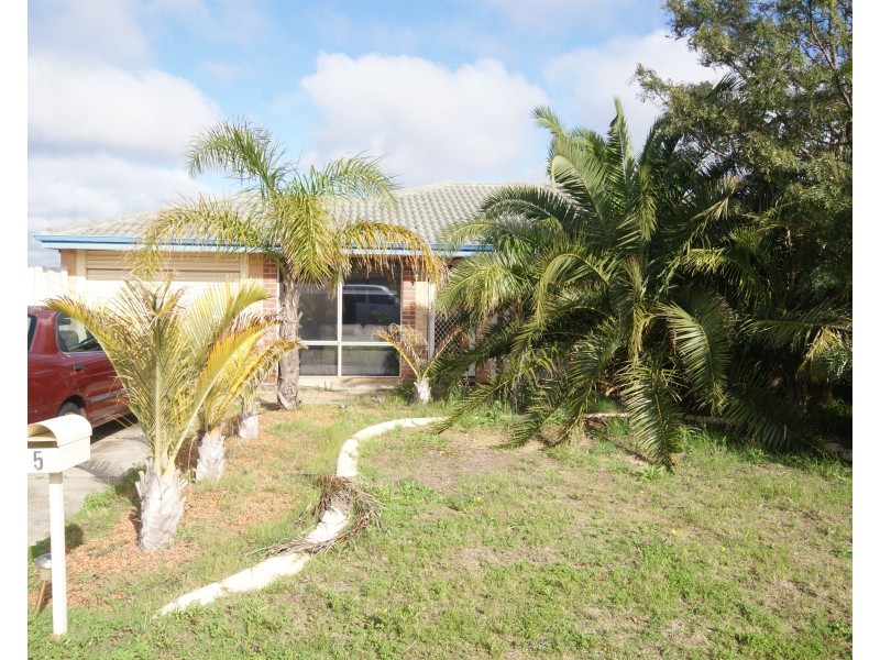 5 Huntingdale Court, Cooloongup WA 6168