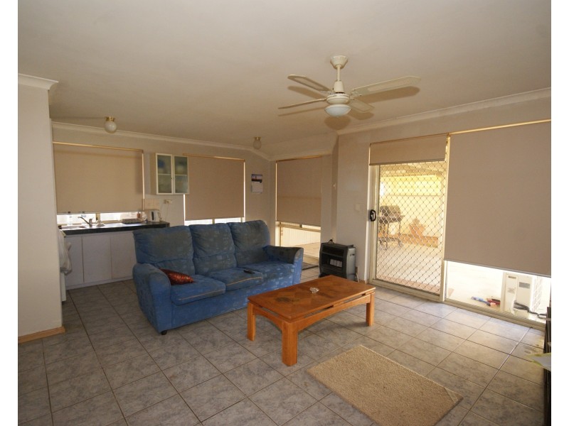 5 Huntingdale Court, Cooloongup WA 6168