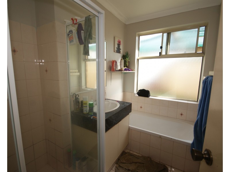 5 Huntingdale Court, Cooloongup WA 6168