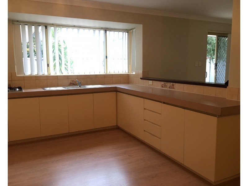 33 Charnley Gardens, Waikiki WA 6169