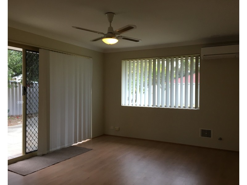 33 Charnley Gardens, Waikiki WA 6169