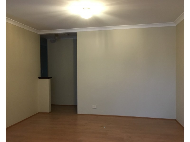 33 Charnley Gardens, Waikiki WA 6169